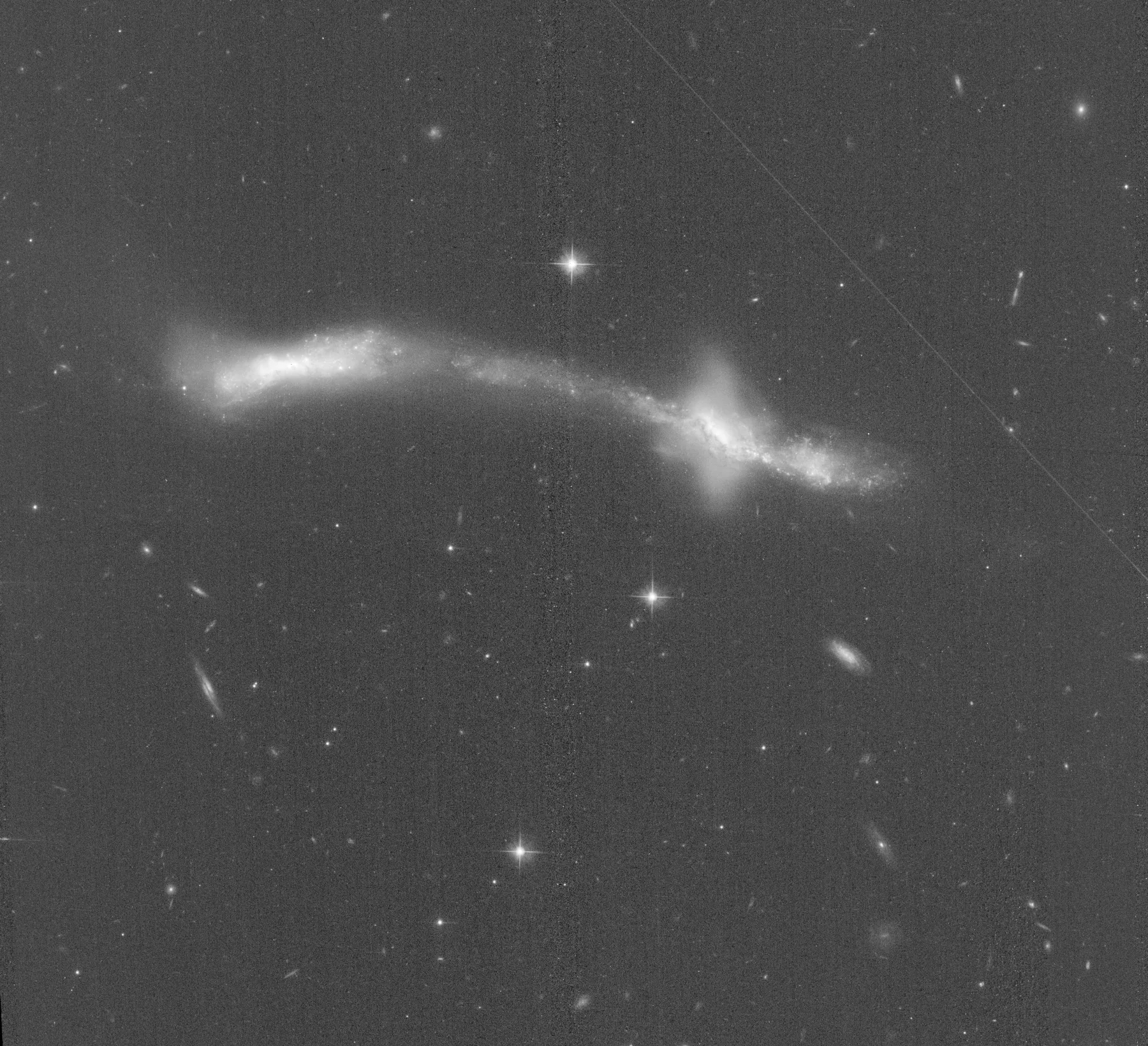 Arp 204 Hubble image after DeepCR cosmic-ray removal
